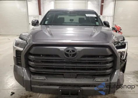 2025 Toyota Tundra Crewmax Sr z USA, uszkodzony, nr VIN 5TFLA5DBXSX260029